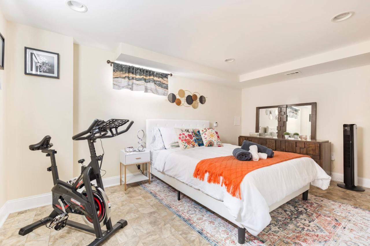 Beautiful House 9 Beds King Bed 3 Baths Family Friendly Casa de Férias Arlington
